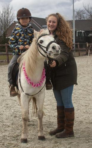 hele-karleen